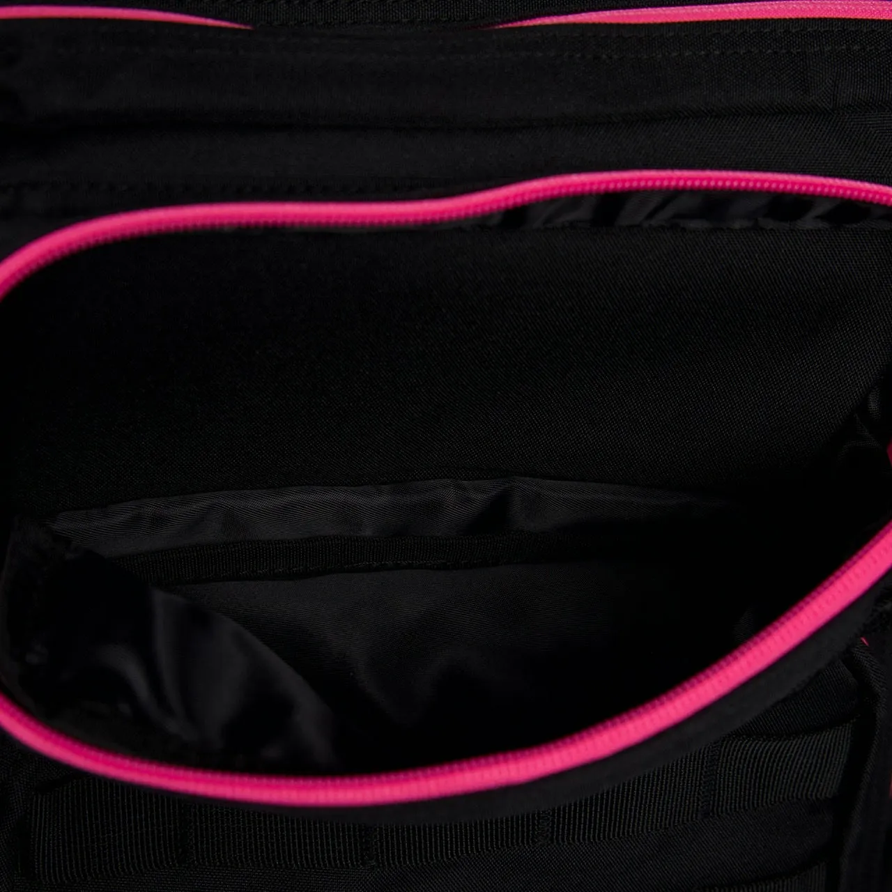 25L Backpack Black Neon Pink