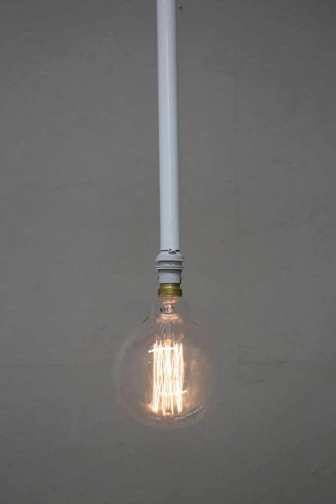 Bare Pole Pendant - B22 Lamp Holder