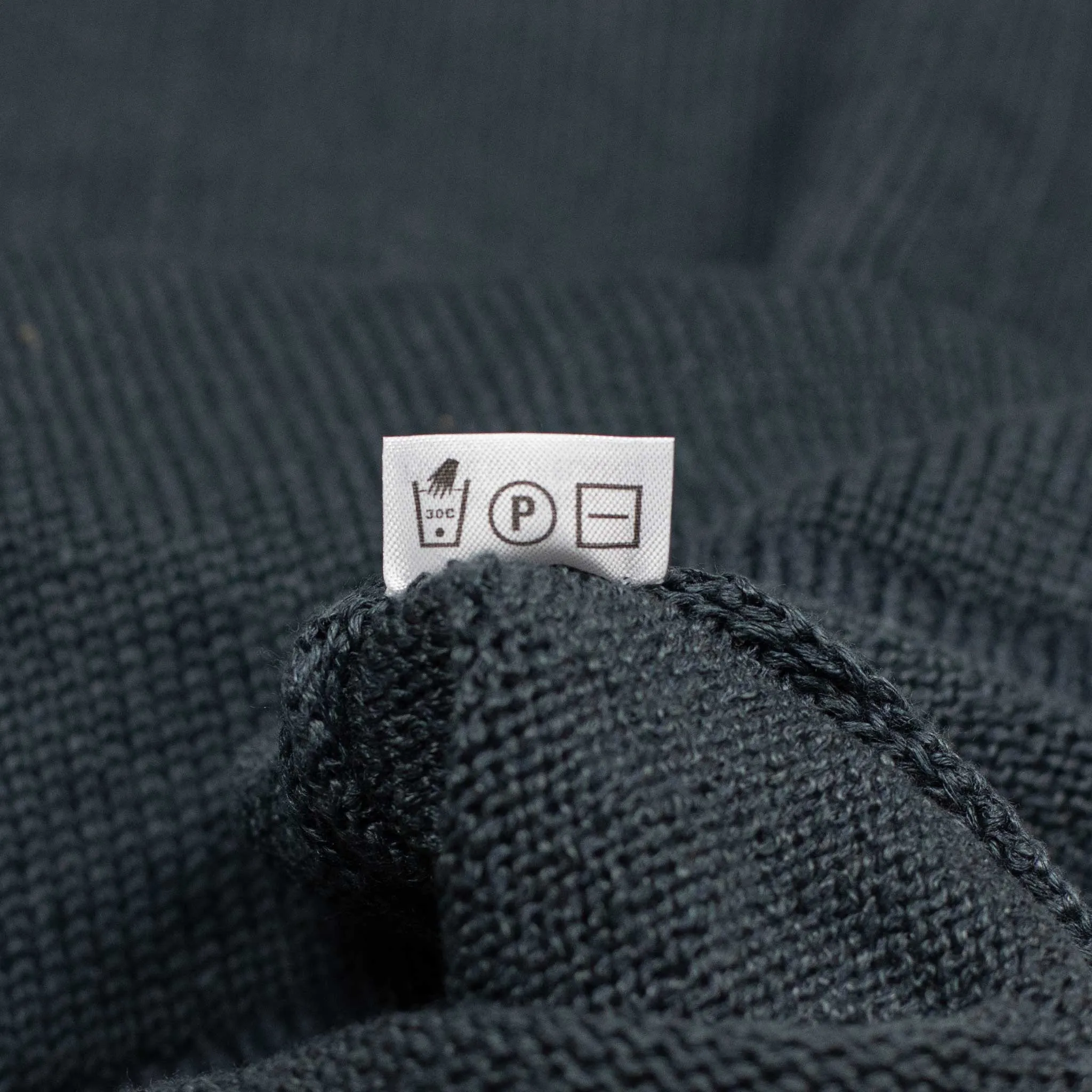 Exclusive knit pocket tee in charcoal linen