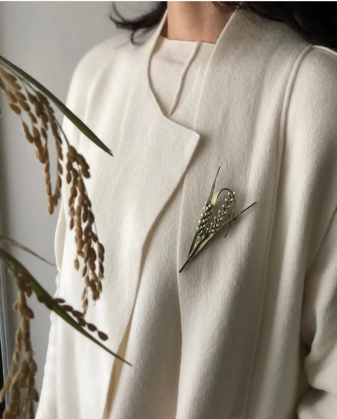 Rice Brooch